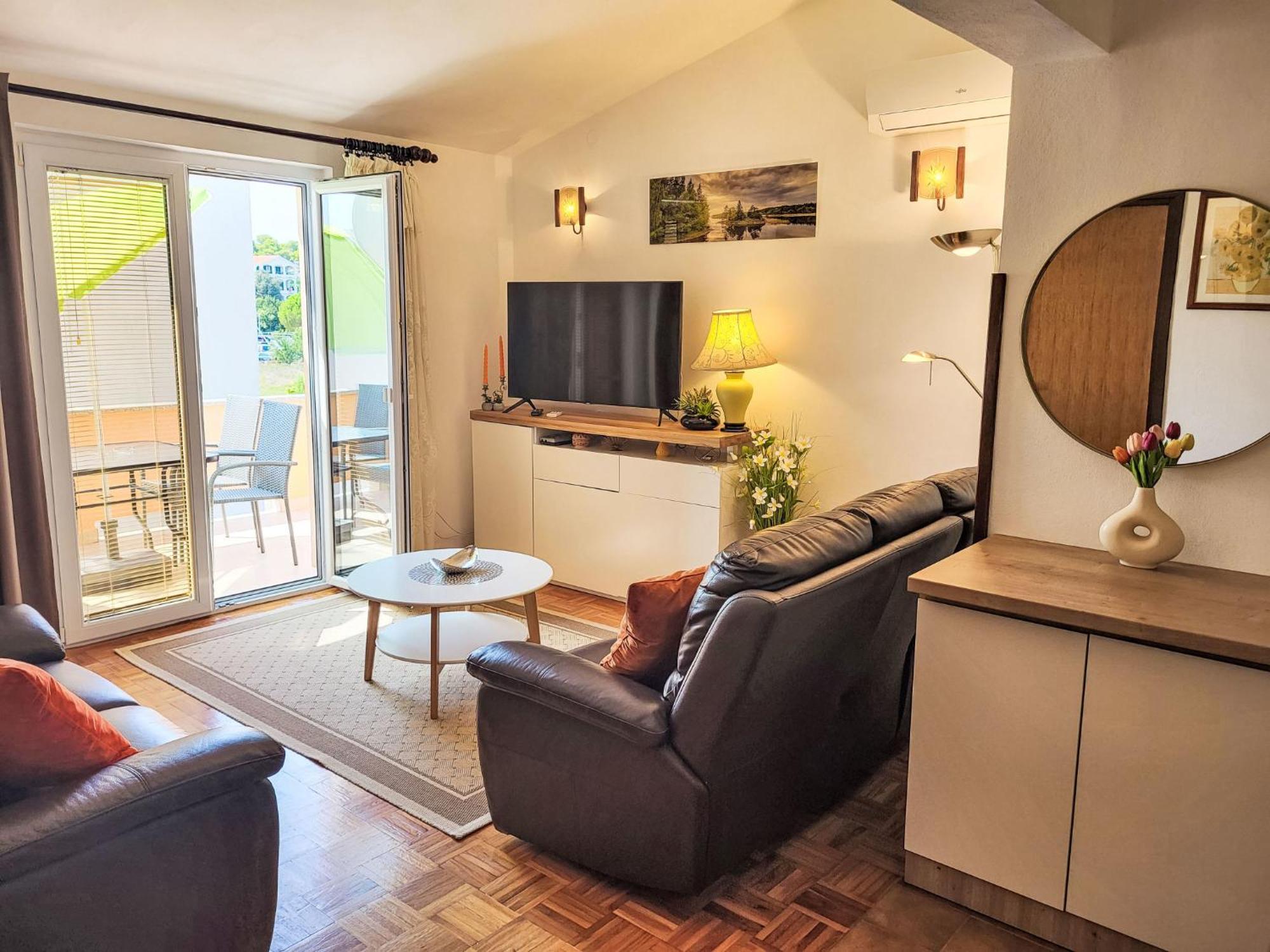 Holiday Home Ive By Interhome Petrčane Kültér fotó