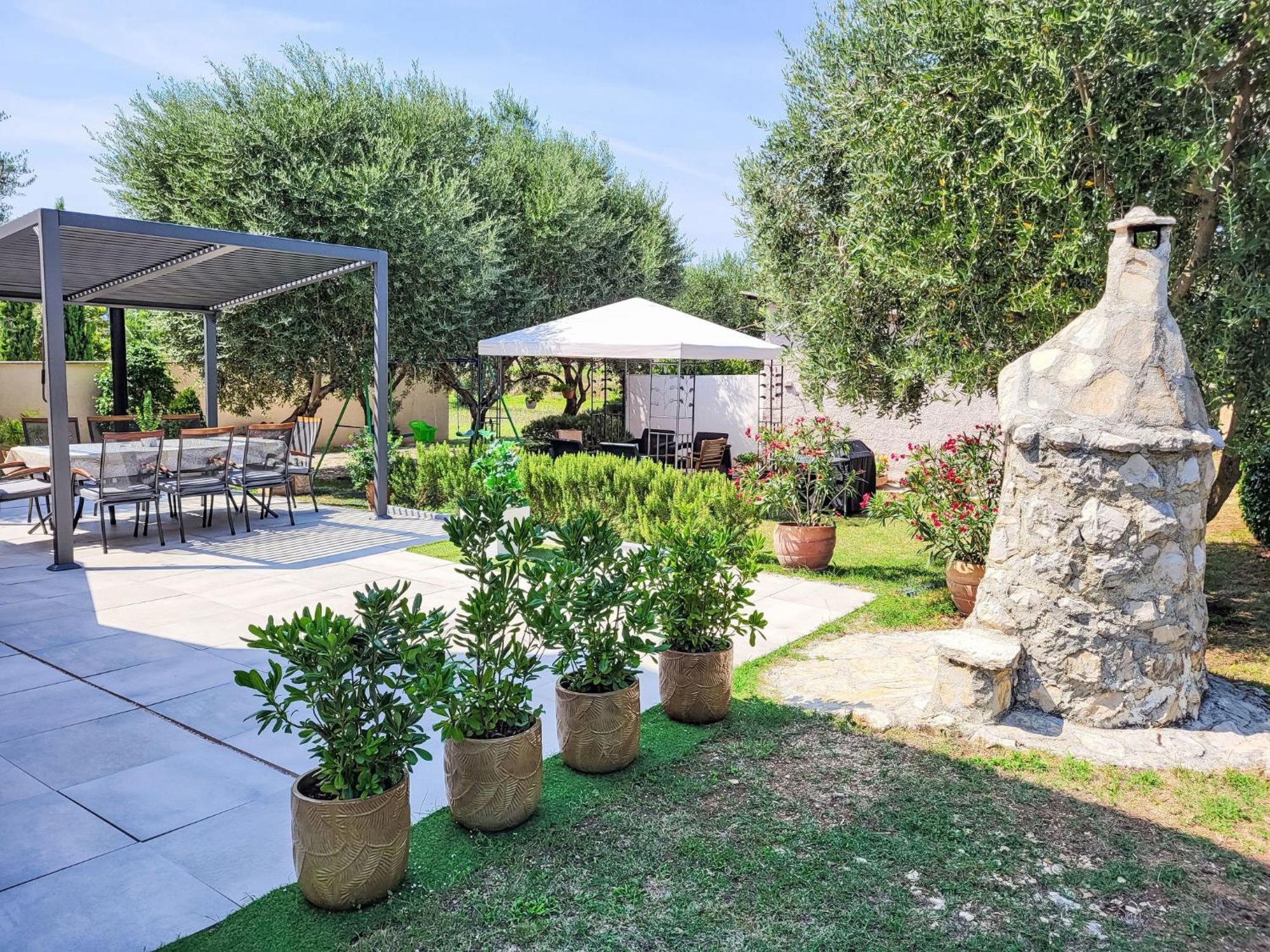 Holiday Home Ive By Interhome Petrčane Kültér fotó