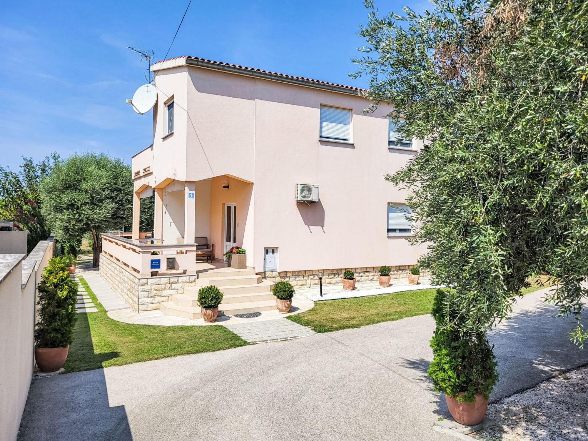Holiday Home Ive By Interhome Petrčane Kültér fotó